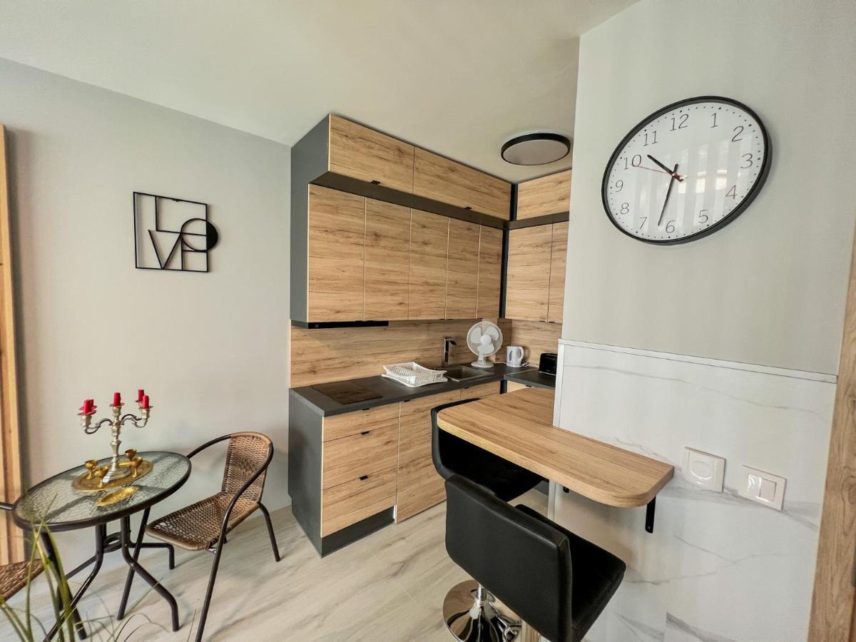 Villa Bauhaus Labi Garden Wellness Apartman Шиофок Экстерьер фото